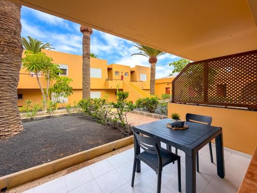 Las Dunas Salty Apartment By B-Rent