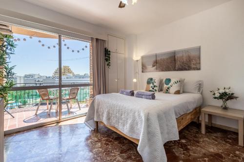 AA Guest - The Golden Sea Views Eco Apartment photo 3