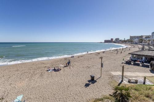 AA Guest - The Golden Sea Views Eco Apartment photo 28