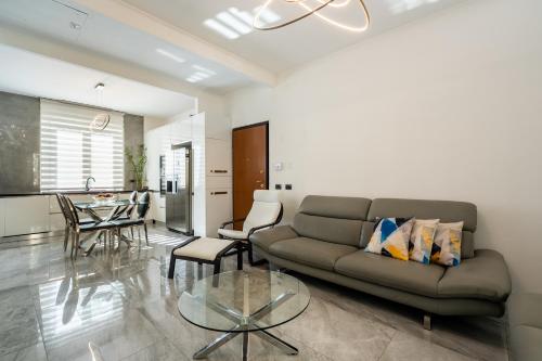 Dreaming Florence Apartment 10 min Tram T2 to Center&Airport