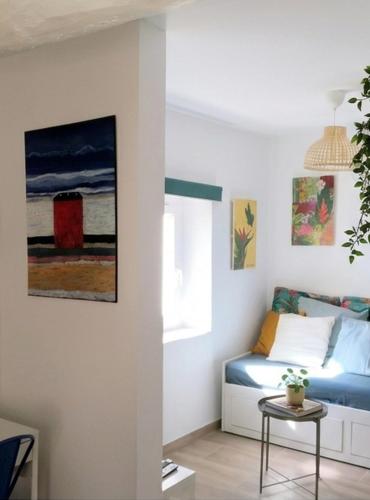 Deux pièces climatisé calme dans le Vieil Antibes