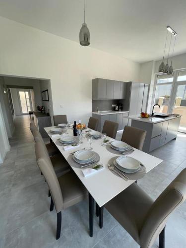 Luxury Garden Apartment Kaštela