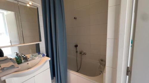 Suite Center