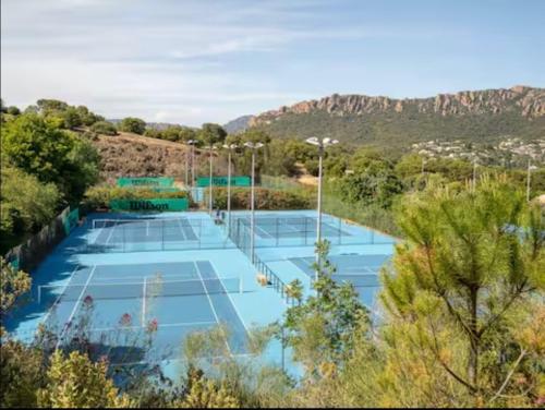 Joli appartement au cap Esterel à saint-Raphael