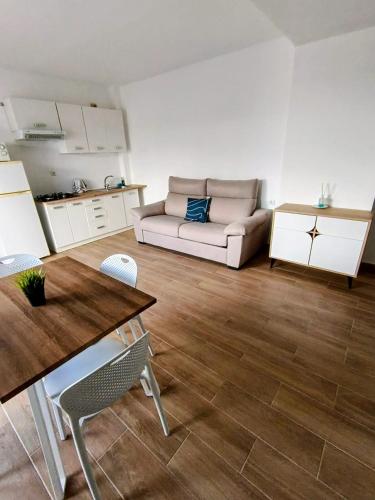 Heart of Los Cristianos Apartment