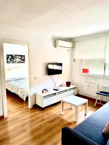 Ana's Apartment parking gratuito