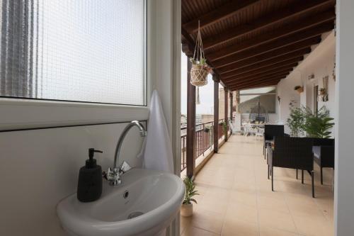 Sunset Terrace, 3BR, Thessaloniki City center