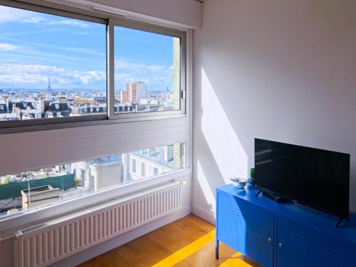 Loft 80m2 au 9ème étage avec ascenseur - Parking Gratuit - Vues panoramiques sur tout Paris