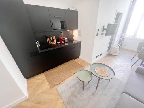 Central Nice Studio Bright Modern & Walkable