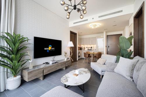 Moon Stays - Opulent 2BR Stay - Sobha Hartland