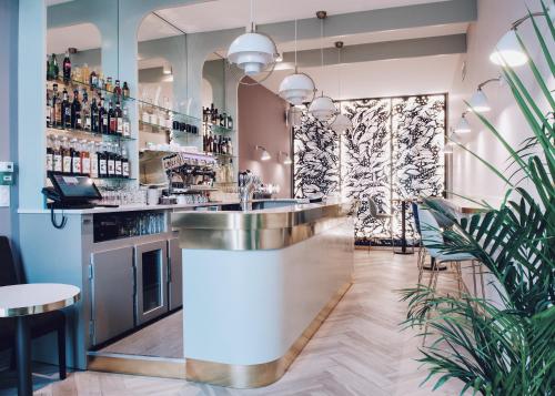 Gallery image of H&ocirc;tel le XIX in B&eacute;ziers