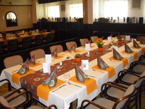Restoran atau tempat lain untuk makan di Hotel Milotel