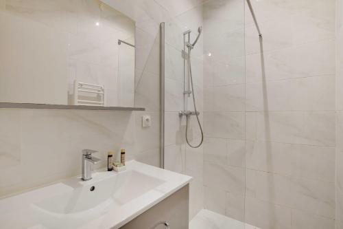 Magnificent apartment - 2BR 6P - Rochechouart
