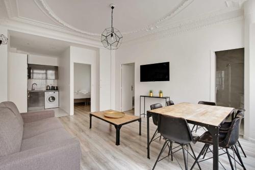 Magnificent apartment - 2BR 6P - Rochechouart