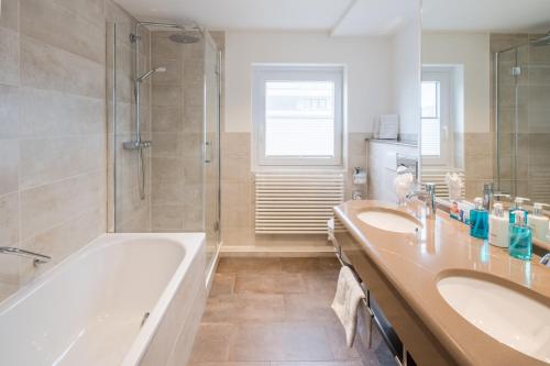 Hotel Wiking Sylt photo 23