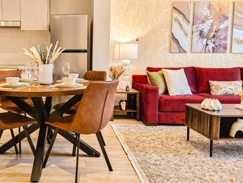 Luxurious 1BR Yas Stay, F1, Airport, Yas Mall, Arden Dallas