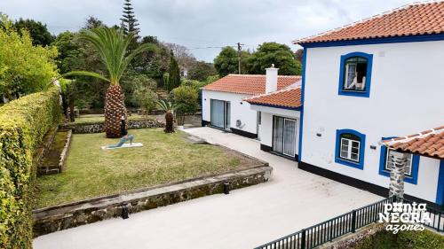 Quinta de São José by PontaNegraAzores