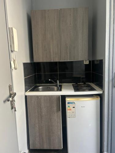 Studio Premier Etage pour voyageurs