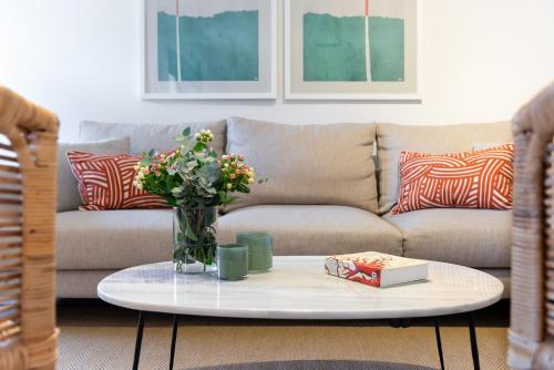 Donoso Cortes & Free parking by ELE Apartments