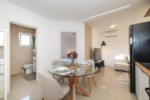 Maresca Apartment