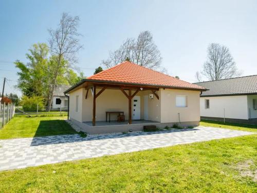 1007 - Rutland Ház Balatonkeresztúr