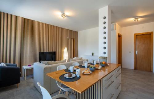 B96 - Naus Flat Apartment in Lagos