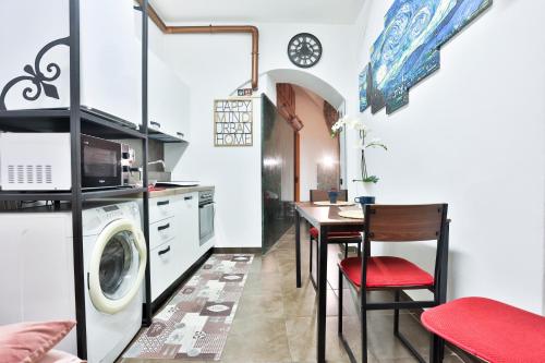 GuestHost - Storico 31 - Tiny & Comfy Studio Apartment