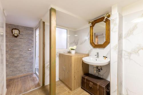 Hostly Vatican Central Apartment