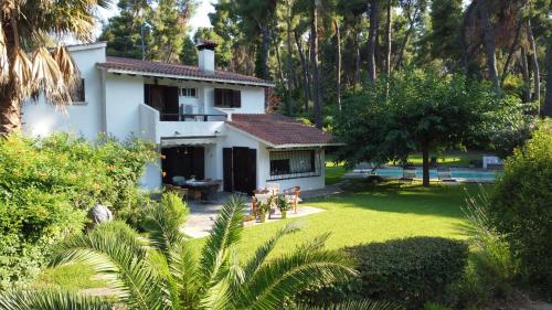 Sani Stavronikita Exclusive Pool Villa