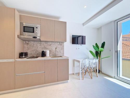Nestor&Jeeves - JULIANNA AZUR- Central Nice, AC, Walk to beach