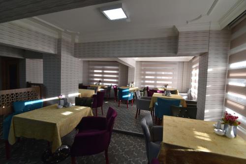 Χώρος καθιστικού στο Saltuk Hotel