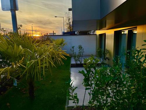 Luxury Apartment LEGRAND with Garden