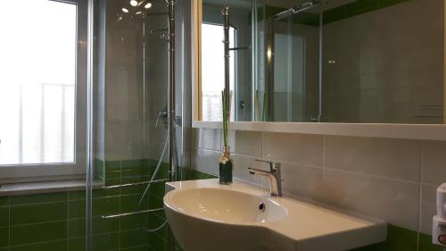 A bathroom at BB Sesto Piano