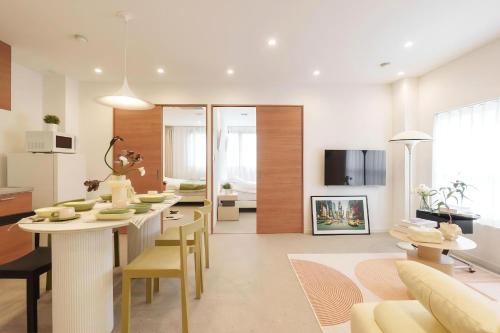 Straw Hat Hotel Asakusa-Skytree View, Up to 10 Guests
