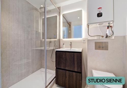 Nestor&Jeeves -STUDIO SIENNE - Central Nice, AC, Walk to beach