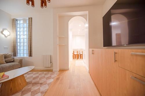 Cosy Apartment Near Arc de Triomphe 4P