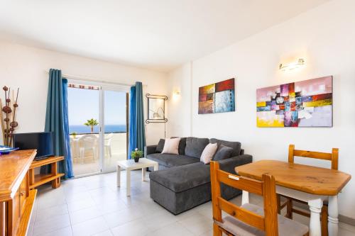 Sea & Pool view apt in Costa Adeje