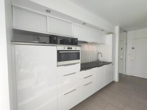 Studio 20, Héliopolis D au village naturiste