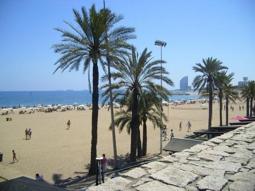Moderno Apartamento 2 hab en Poblenou 8' Playa & Tech