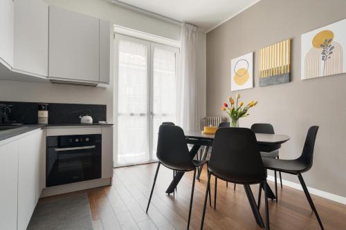 The Giambellino Diamond - 2 Baths - M4 Frattini