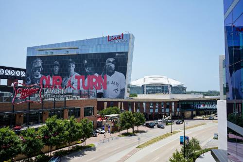 Live! by Loews - Arlington, TX — Property building
