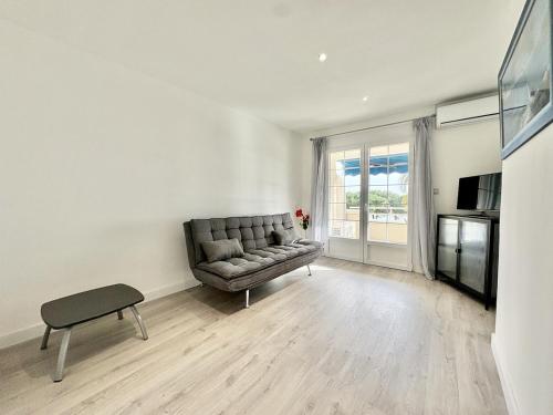 Appartement neuf, front de mer, accès direct plage