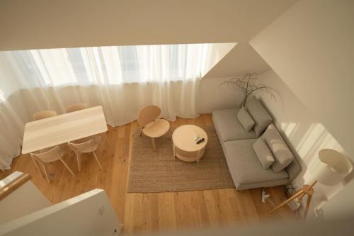 Penthouse with a terrace near Schonbrunn Palace