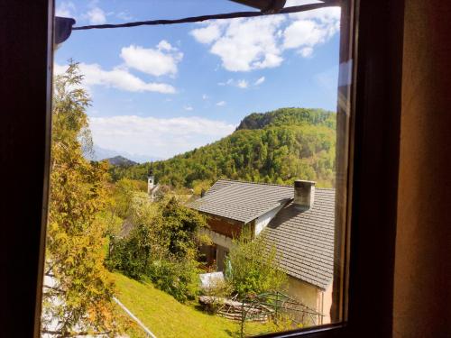 Under Rock Guesthouse