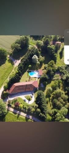 Dépendance pour 1 à 4 pers au calme dans propriété