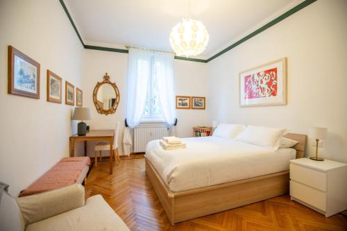 Elegant Chic Apartment in Center of Milan | Cadorna & Magenta