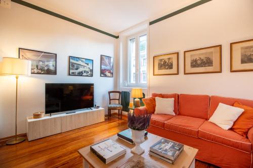 Elegant Chic Apartment in Center of Milan | Cadorna & Magenta