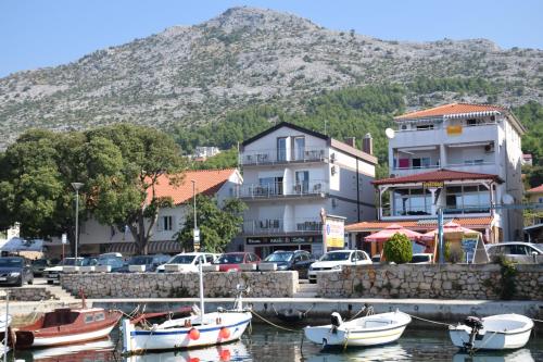 Aparthotel Tota