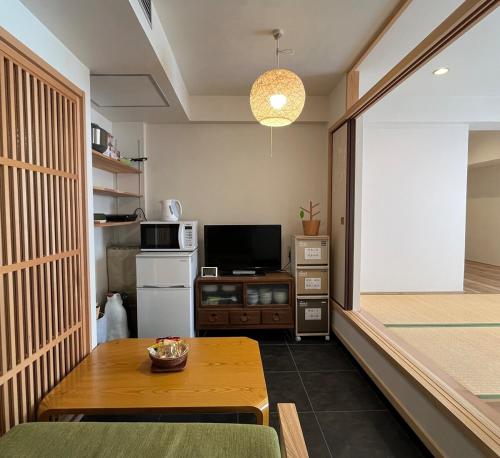 NAGAMORIYA 30 seconds on foot from Shin-Osaka Station Free Wi-Fi