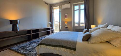 Premium apartment Air conditioning Garage Quiet Lift Aix center